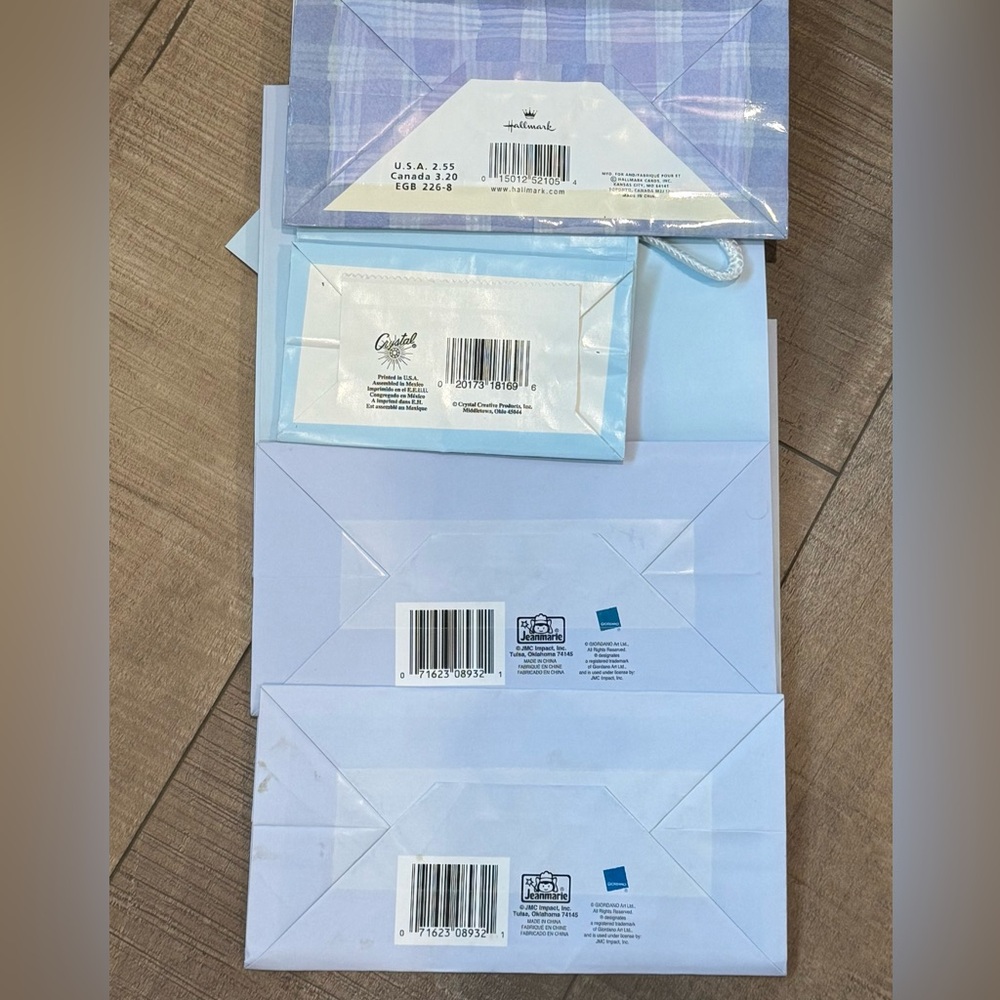 Bundle of 20 Birthday Christmas‎ Baby Floral Cowboy Gift Bags Hallmark Crystal - Picture 9 of 10